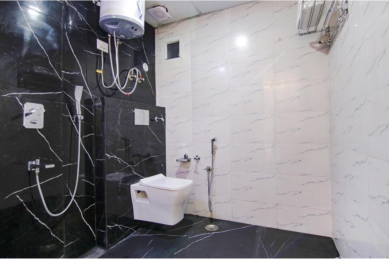 Fabhotel Satyam International Noida Eksteriør billede