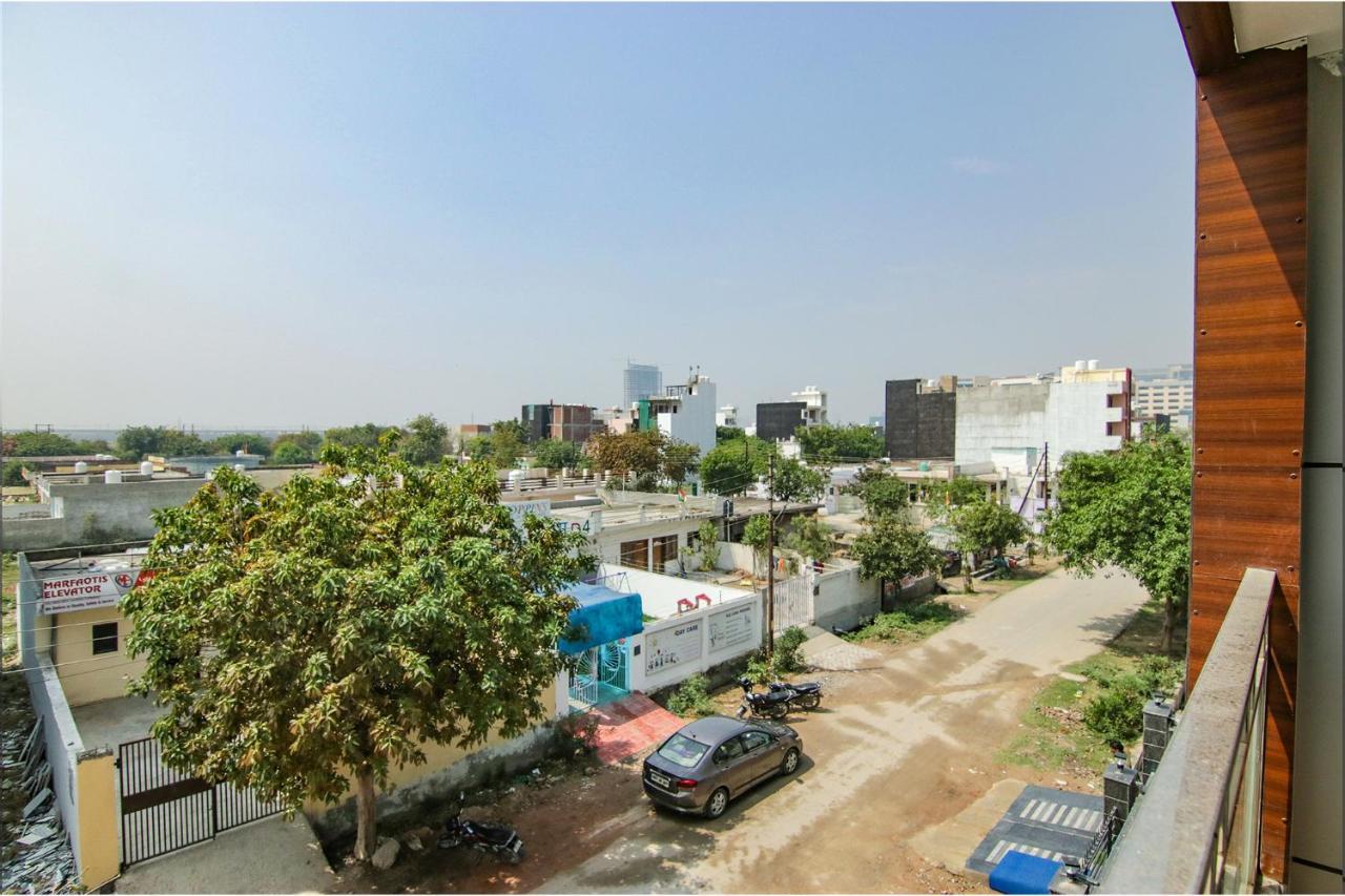 Fabhotel Satyam International Noida Eksteriør billede