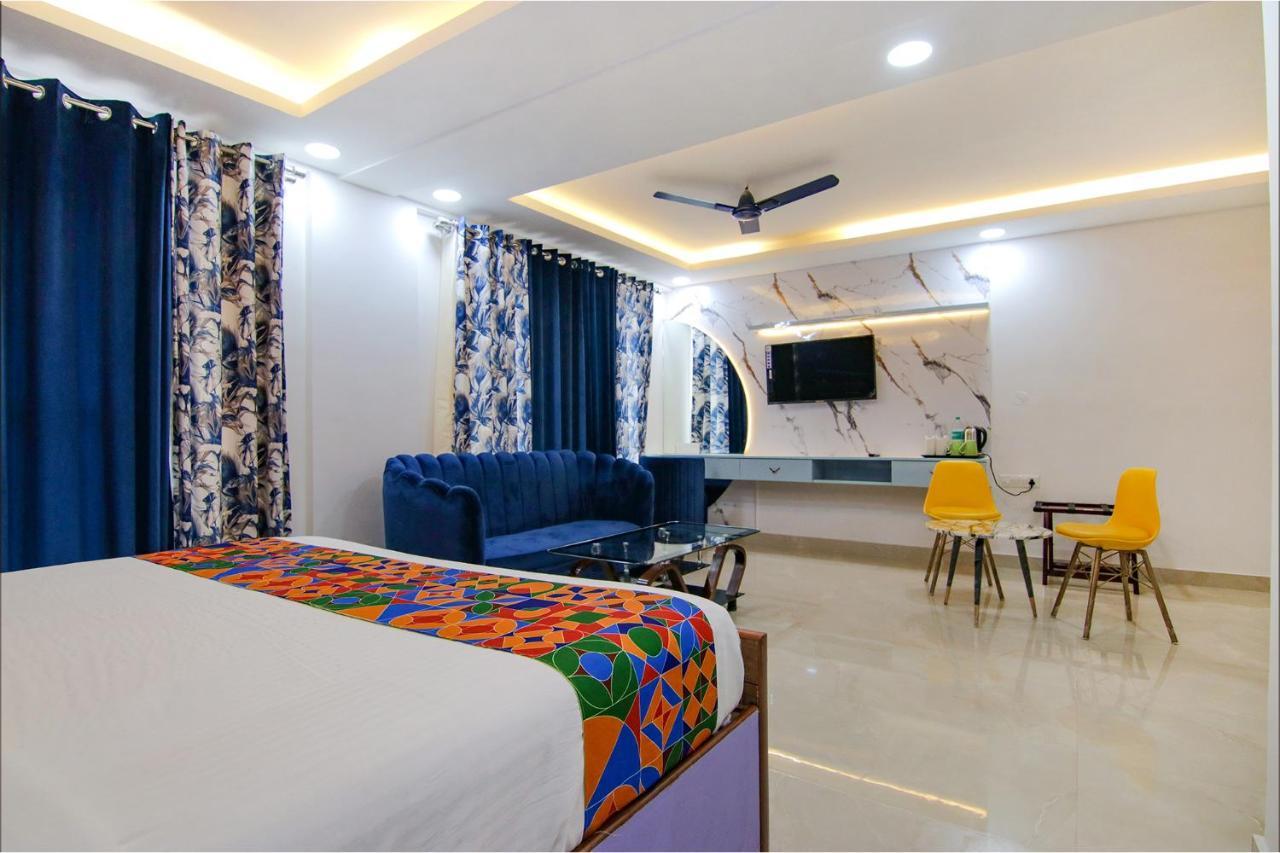 Fabhotel Satyam International Noida Eksteriør billede