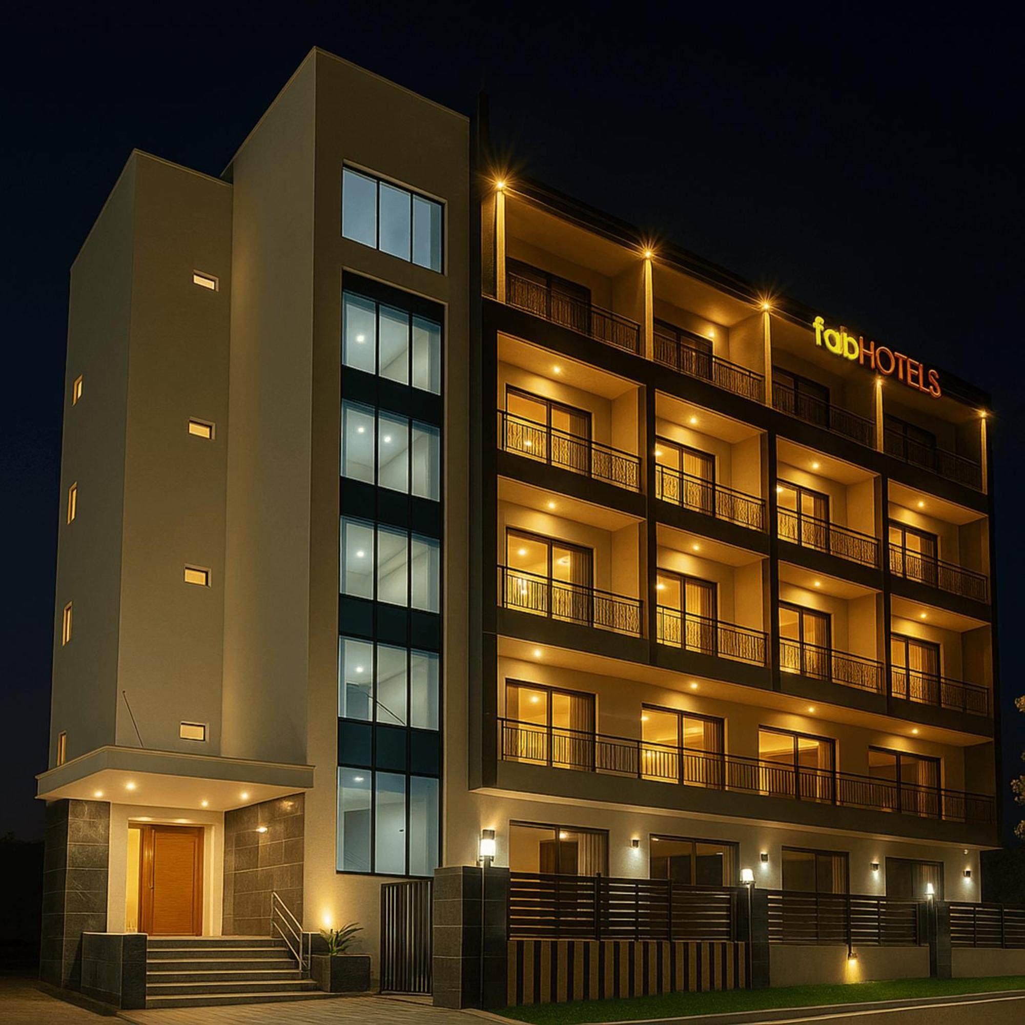 Fabhotel Satyam International Noida Eksteriør billede